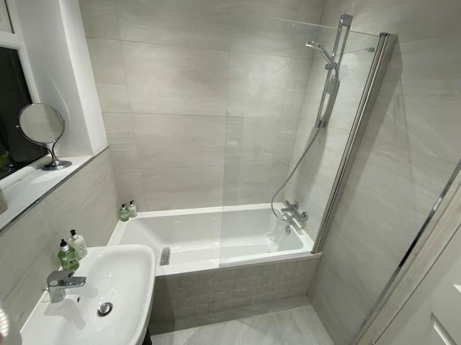 Wharfedale Lodge- Bungalow-3 Bed, 2 Bath, Amazing! Thornton  Kültér fotó